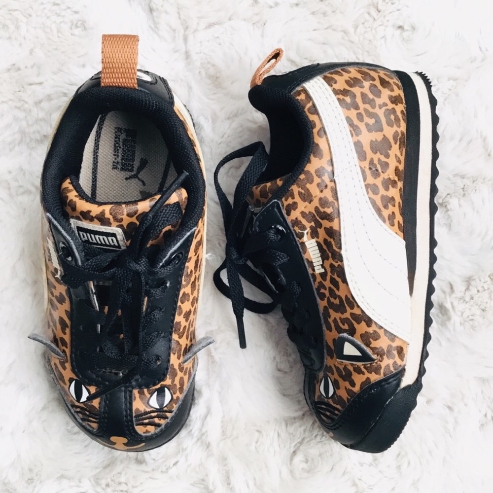 -SOLD- Puma Leopard sneakers